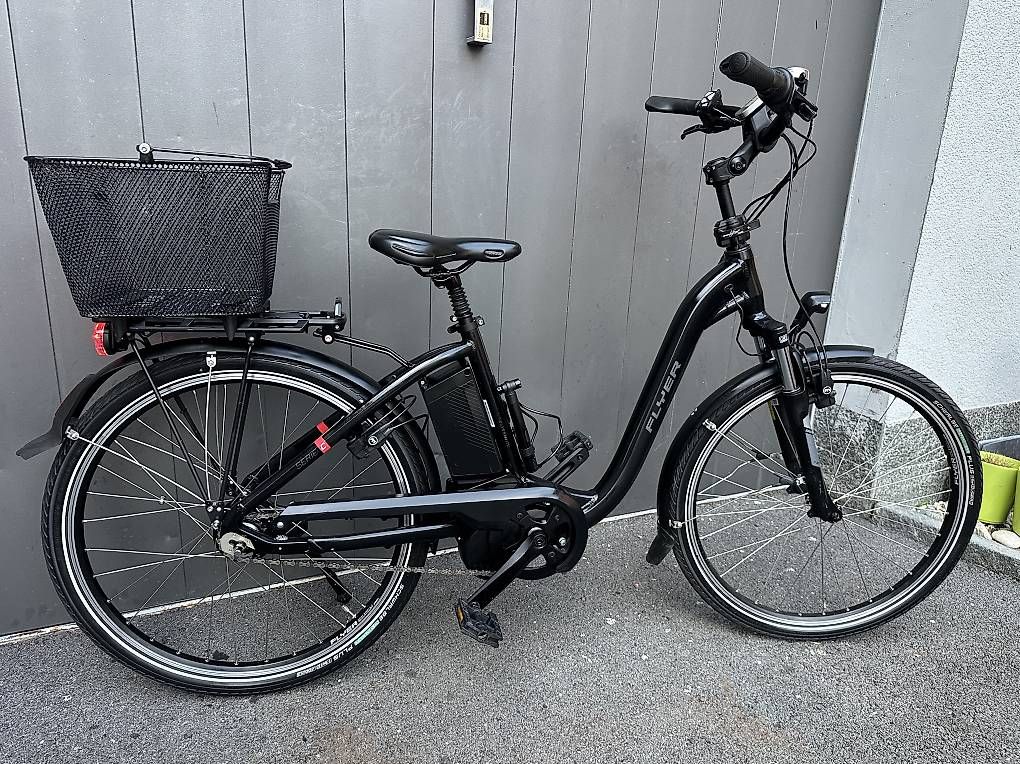 Biciclette: E-bike Flyer da donna 36v nera  – Usato da Quartino venduto da DiloUsato 2