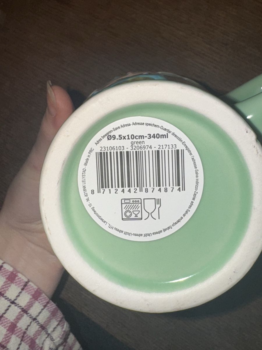 Piatti: 4 Dessertteller & 1 Tasse – Nuovo (secondo la descrizione) da Pfäffikon ZH venduto da lenaviktoria 5