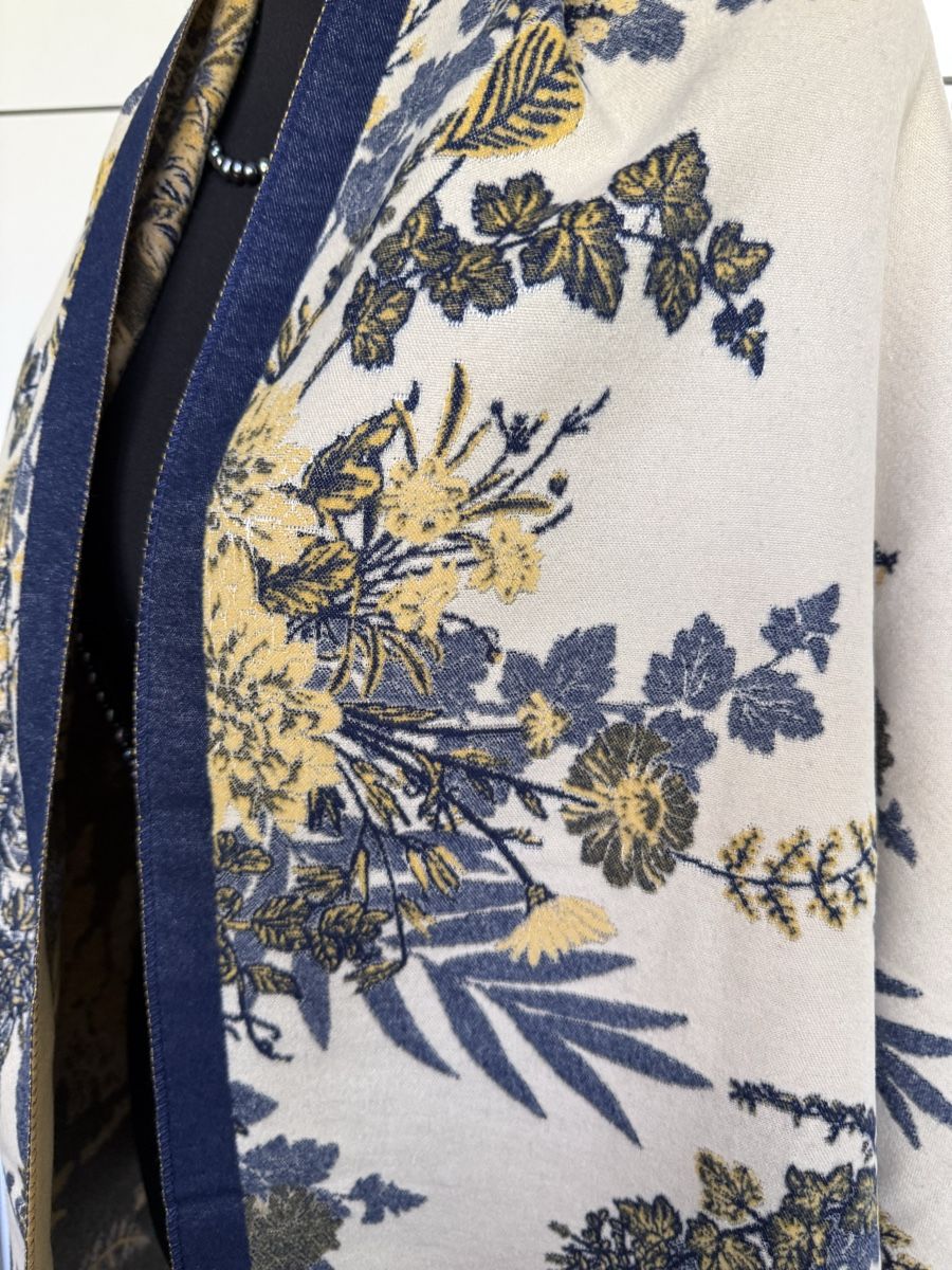 Foulard & Sciarpe: Überwurf / Schal / Stola / Tanika – Nuovo (secondo la descrizione) da Olten venduto da ale_nb2x 2