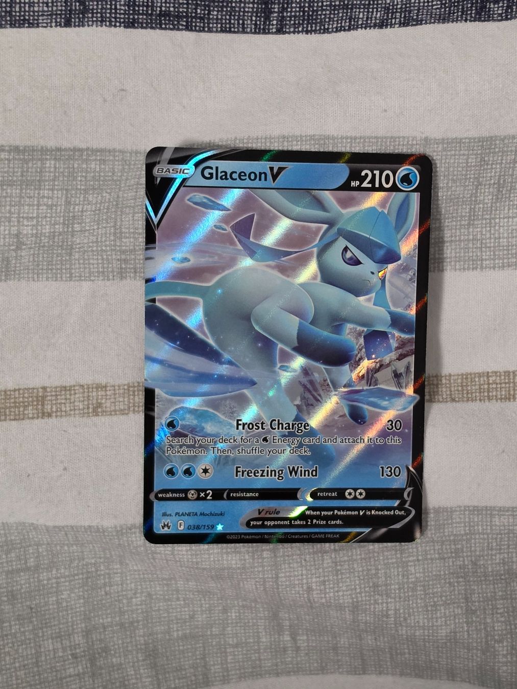 Pokémon Carte collezionabili: Glaceon V 038 – Usato da Binningen venduto da oscark77
