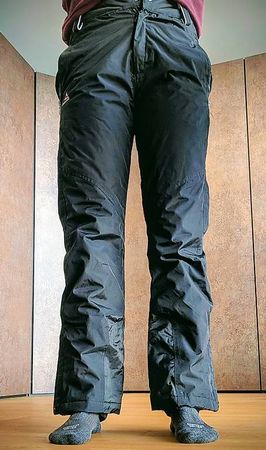 Skihosen schwarz Grösse S/36, Preis verhandelbar 