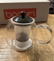 Théière Bodum avec filtre intégré neuve!
