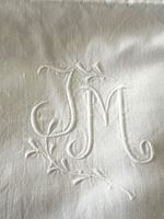🟢 Drap ancien brodé JM / Altes besticktes Edelweiss-Tuch JM