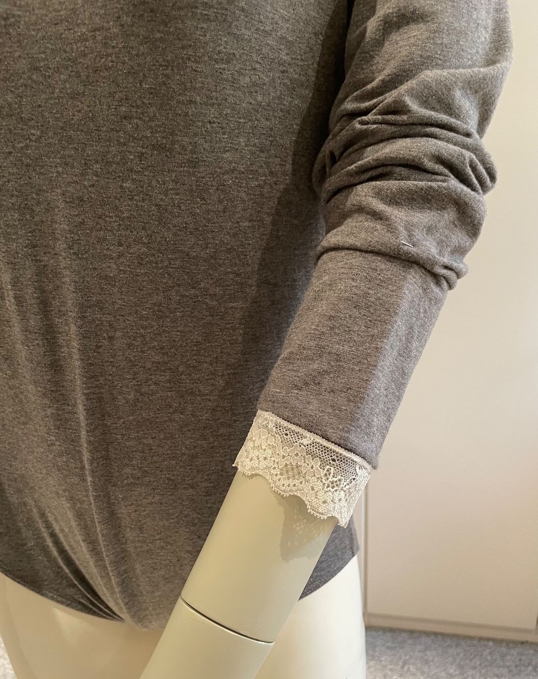 Altra biancheria intima: Body à dentelles gris 38 – Nuovo (secondo la descrizione) da Genève venduto da flocon06