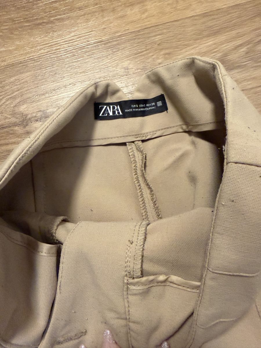 Zara Pantaloni: Zara High-Waist Stoffhosen in Beige Gr S – Usato da Bassersdorf venduto da Sandy456 4