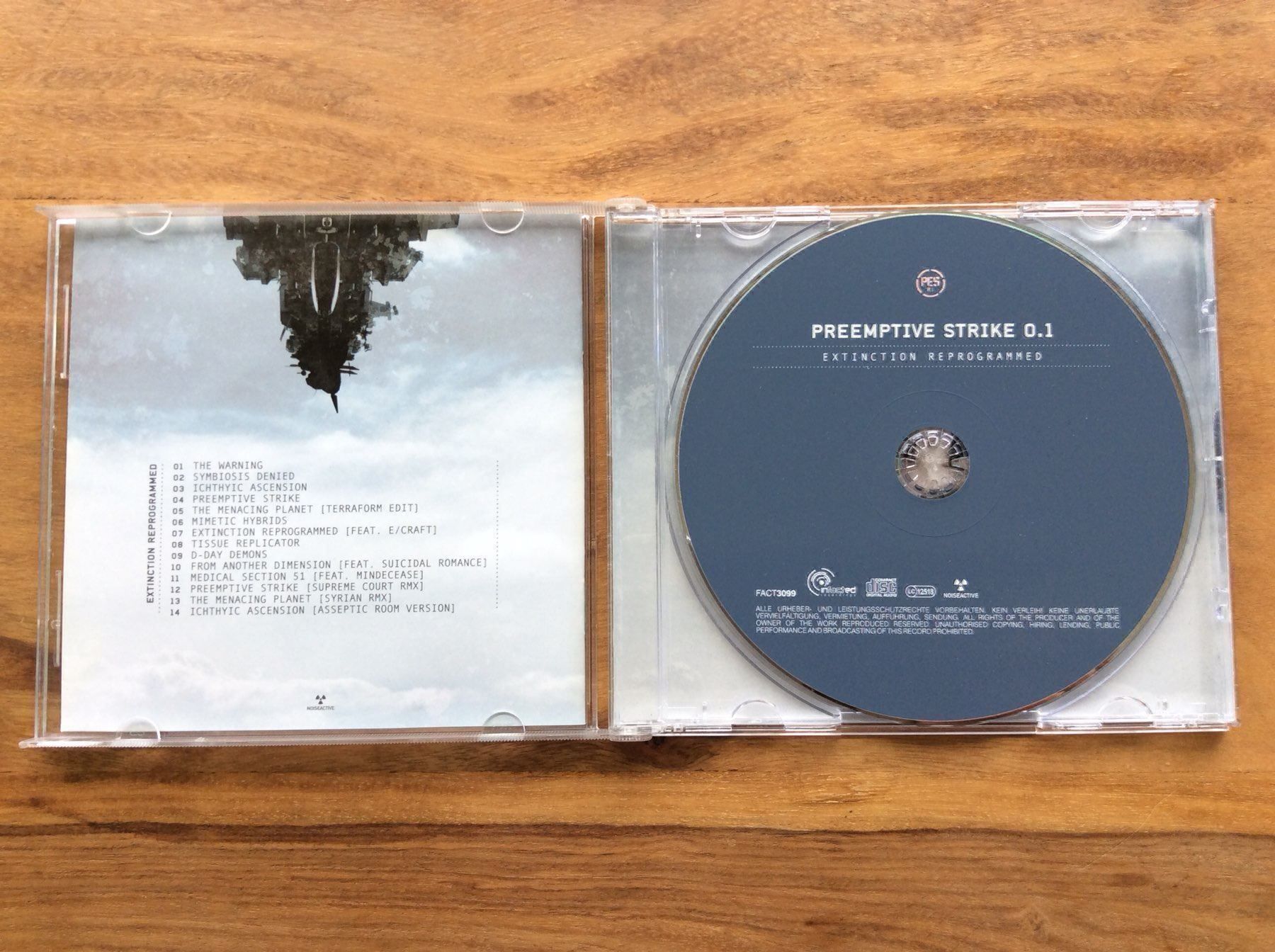 CDs: CD PreEmptive Strike 0.1 – Extinction R – D'occasion à Horgen par flyingpenguin2000 1