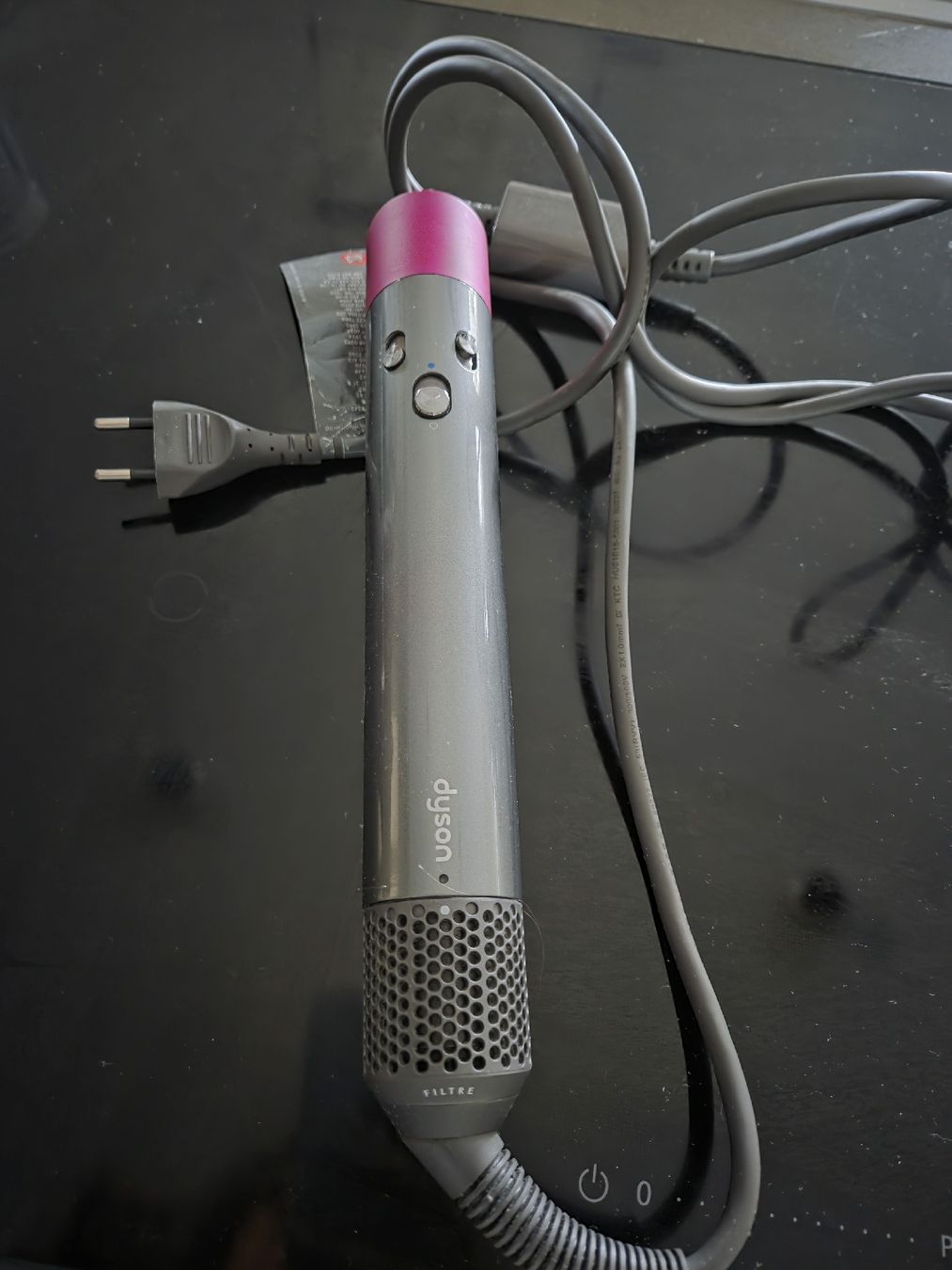 Dyson Asciugacapelli: Dyson Airwrap Volume+Shape Complete (Fuchsia)+Extra-Augsätze – Usato da Rotkreuz venduto da cat.dra 1