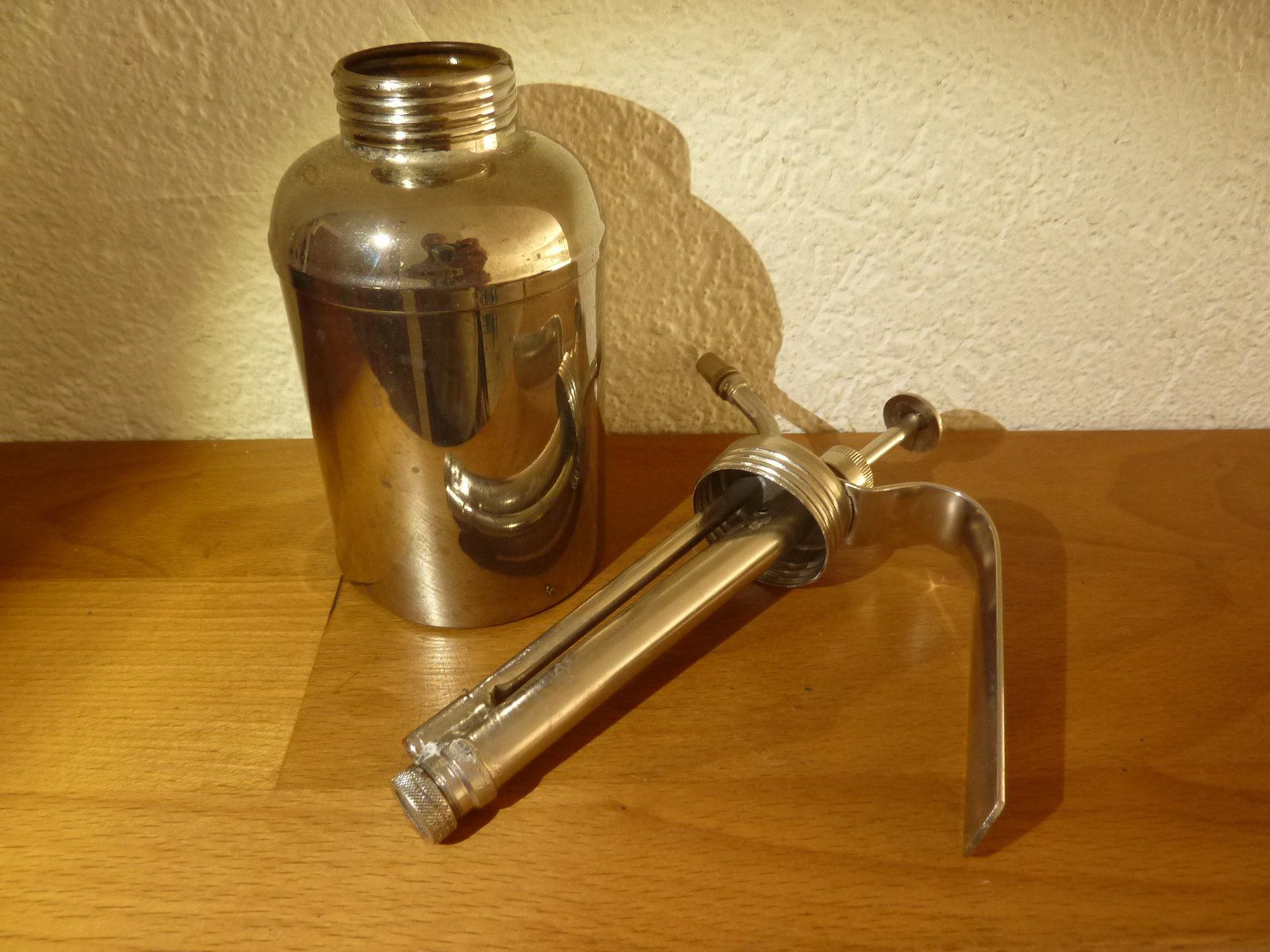 Bewässern & Giessen: Pflanzensprüher Chrom vintage Spray Zerstäuber – Gebraucht aus Hochfelden von swissice 1