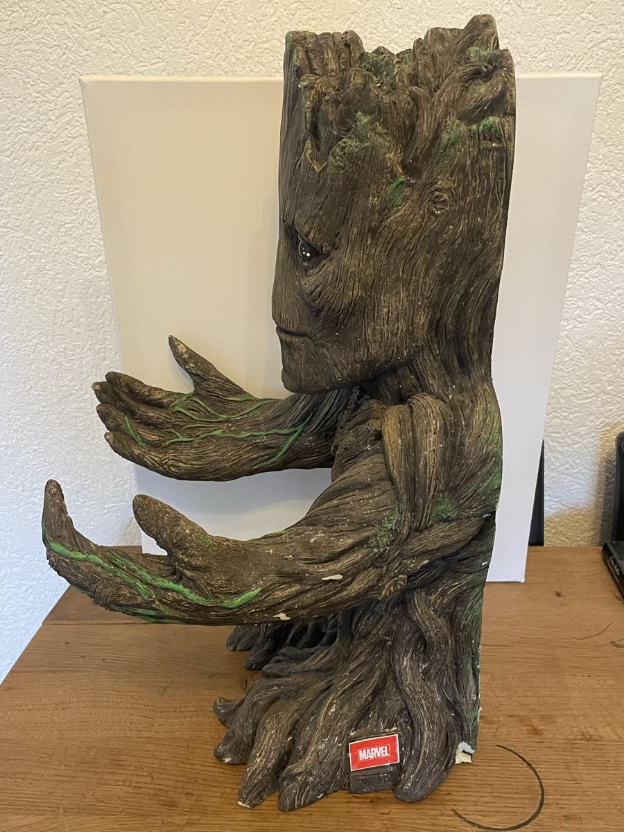 Marvel Statuette: Marvel Figur aus Kunststoff, ca. 52 cm hoch – Usato da Dulliken venduto da Emys_1 1