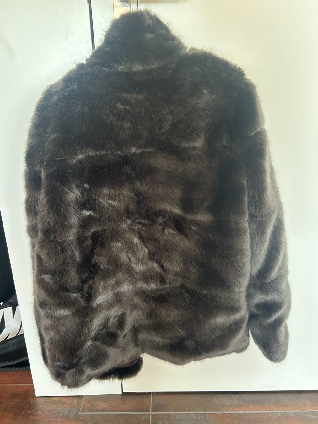 Vero Moda Giacche: schöne Kunstfelljacke von VERO MODA – Usato da Abtwil SG venduto da Elocin0815 1