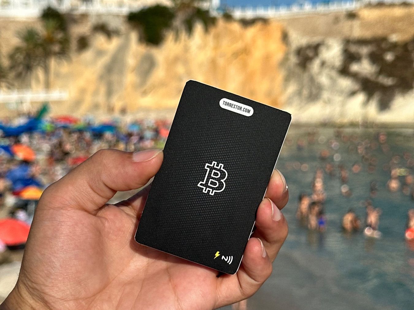 Brieftaschen: Bitcoin Card Boltcard – Neu und originalverpackt aus Châtelaine von Mayy 6