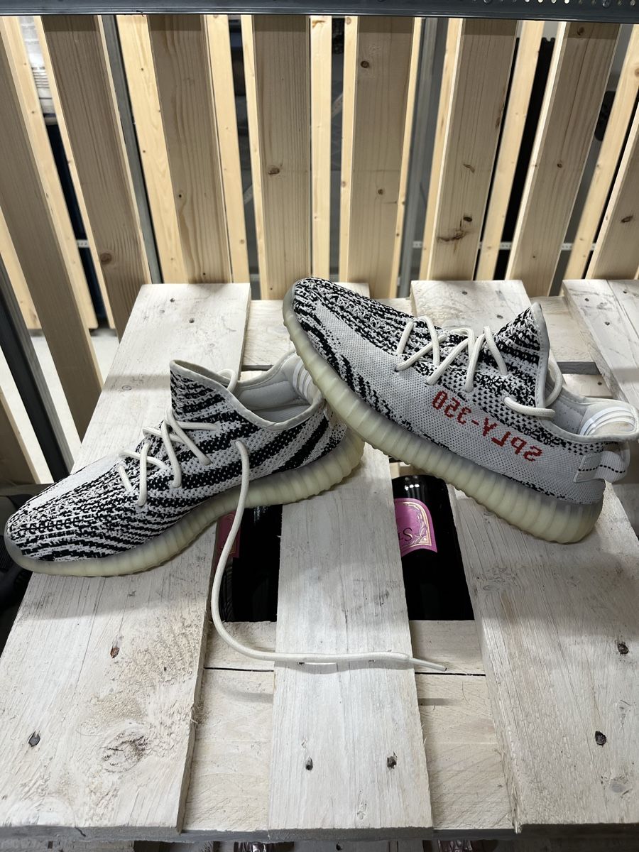 Adidas Scarpe da uomo: Adidas Yeezy Boost 350 Zebra – Usato da Birmensdorf ZH venduto da miguelangelo97 2