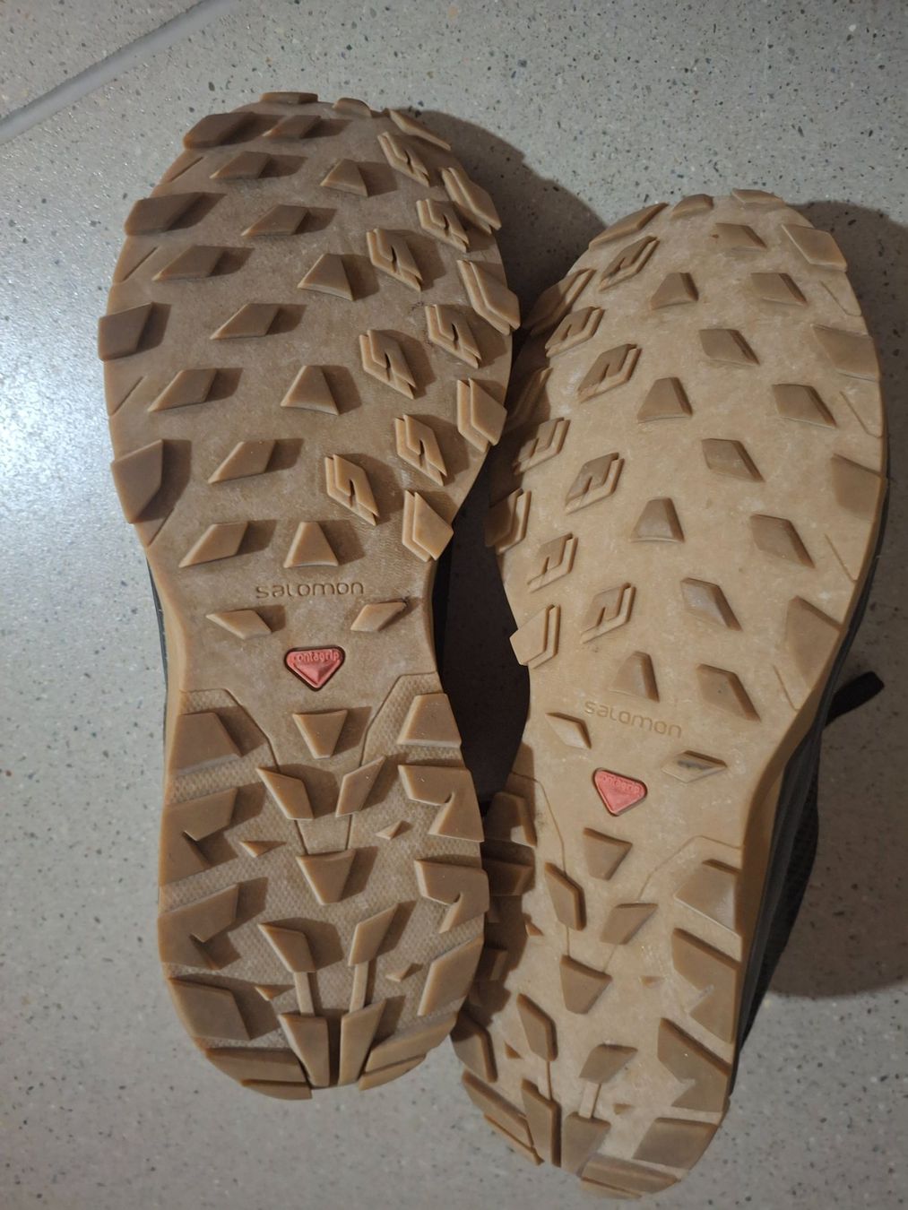 Salomon Damenschuhe: Salomon Wanderschuhe Grösse 39 1/3 – Gebraucht aus Kollbrunn von redvolki 4