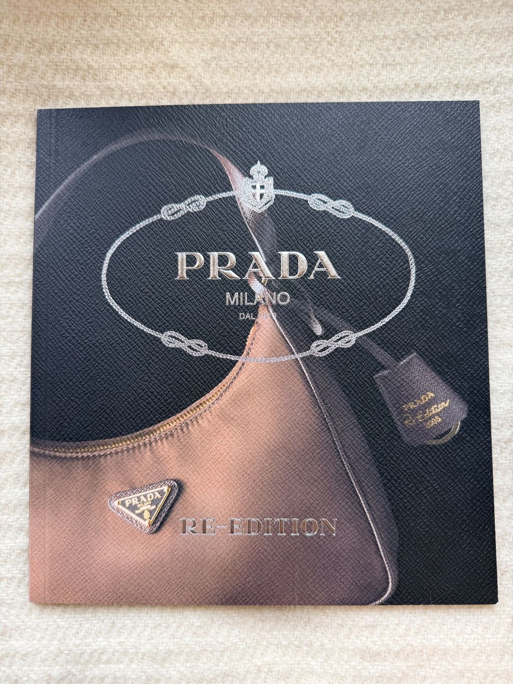 Libri: Prada – Usato da Celerina venduto da KXZ 8