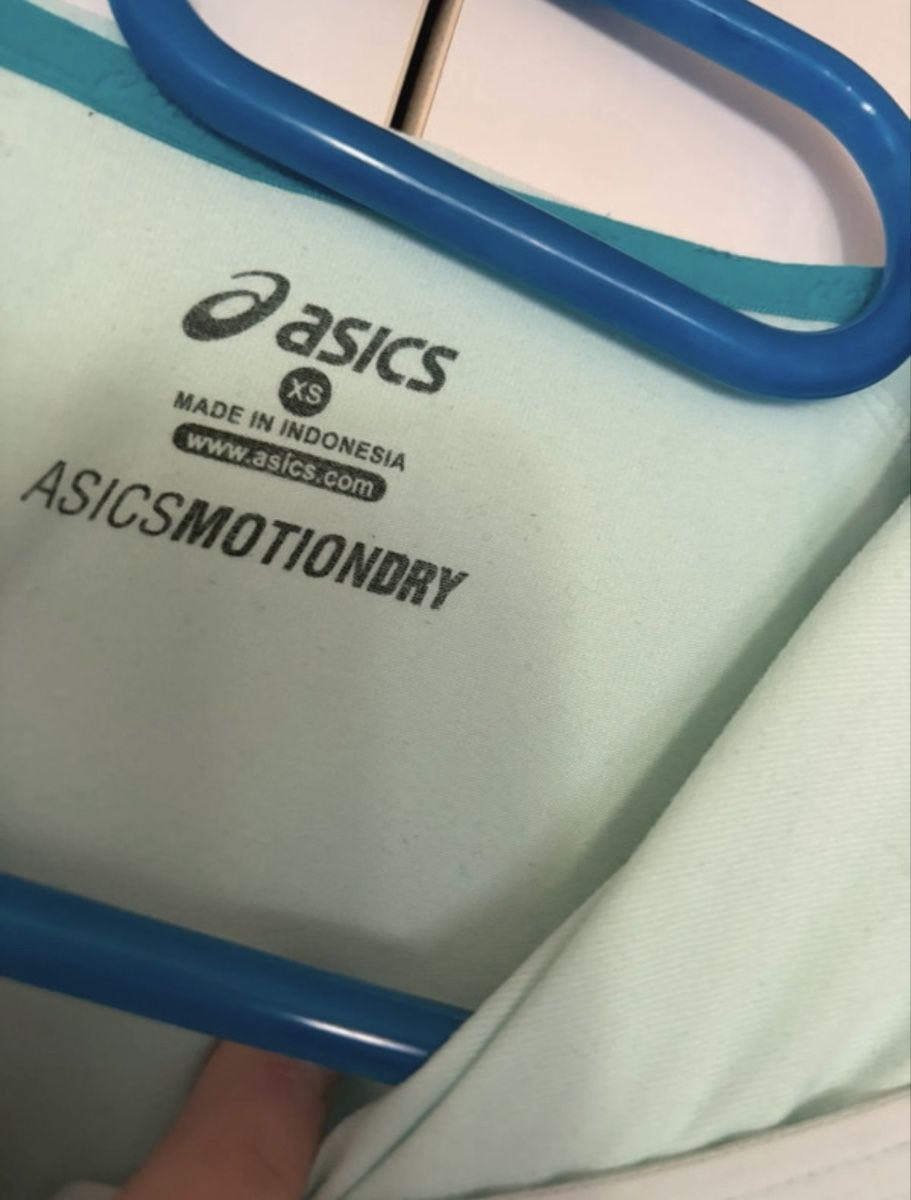 Asics Pullover & Sweatshirts: Asics Laufshirt Grösse 34  – Gebraucht aus Basel von Brunner.T 3