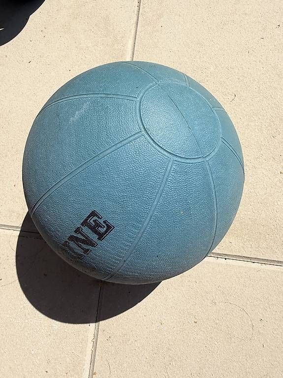 Spiele: Medicin Ball – Gebraucht aus Wilen b. Wil von Valerx 1