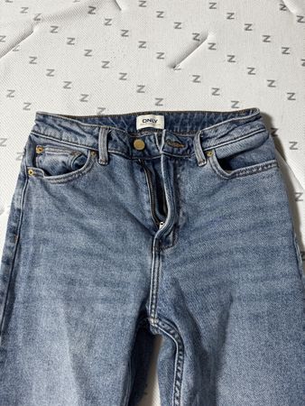 Only jeans size 36