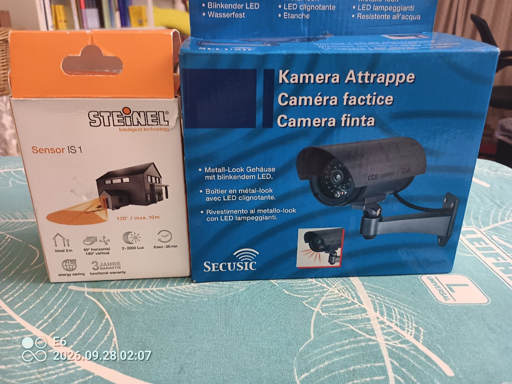 Fotocamera: 2 Sensoren/Kamera Attrappe – Nuovo e nell'imballaggio originale da Zürich venduto da Mitzi6