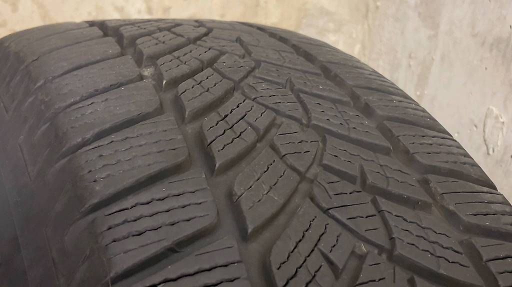 Pneumatici & Ruote complete: 4x roues complètes d'hiver SUV – Usato da La Plaine venduto da fidesmerus 3