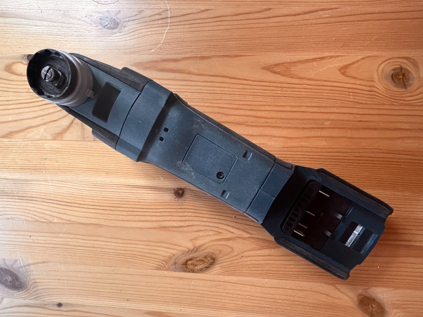 Bosch Tutti gli attrezzi: Bosch GOP 18V-28 Professional Solo Multitool – Usato da Magden venduto da DorotheaKL 3