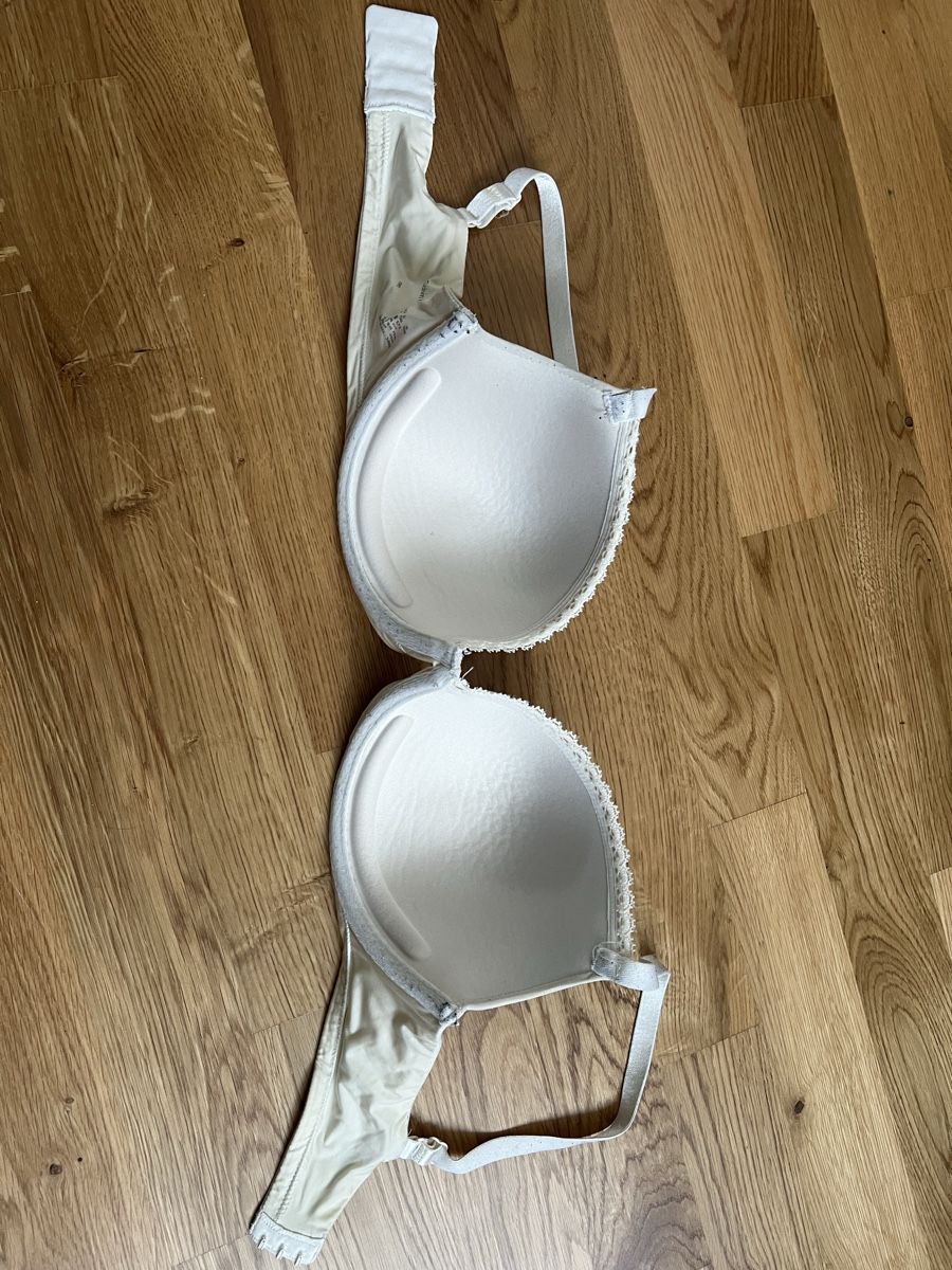 Calvin Klein Altra biancheria intima: Calvin Klein BH 75DD – Usato da Muttenz venduto da Lisa_z 1