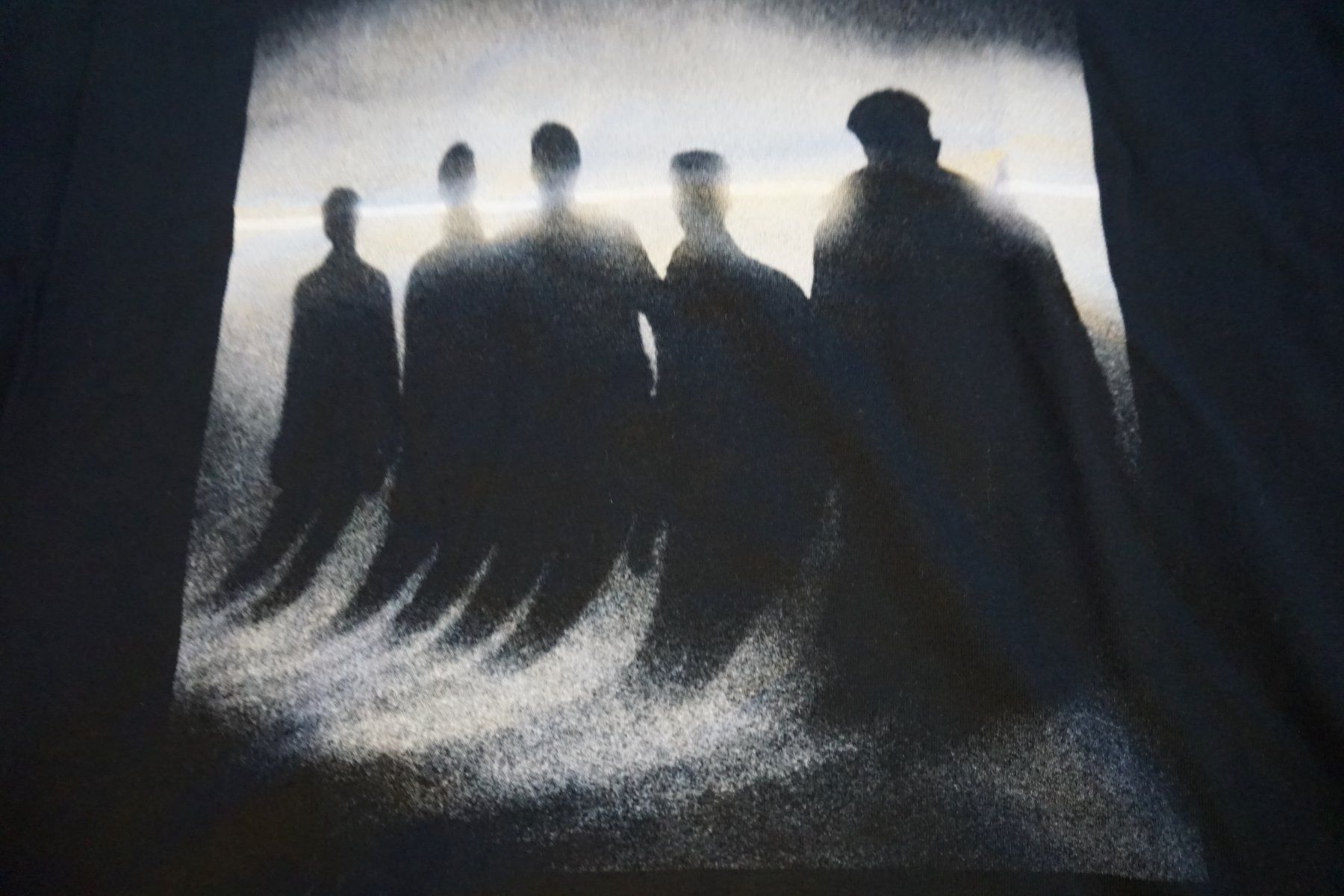T-shirt: Herren T-Shirt Editors Gr.L – Nuovo (secondo la descrizione) da Zürich venduto da einalemjena 2