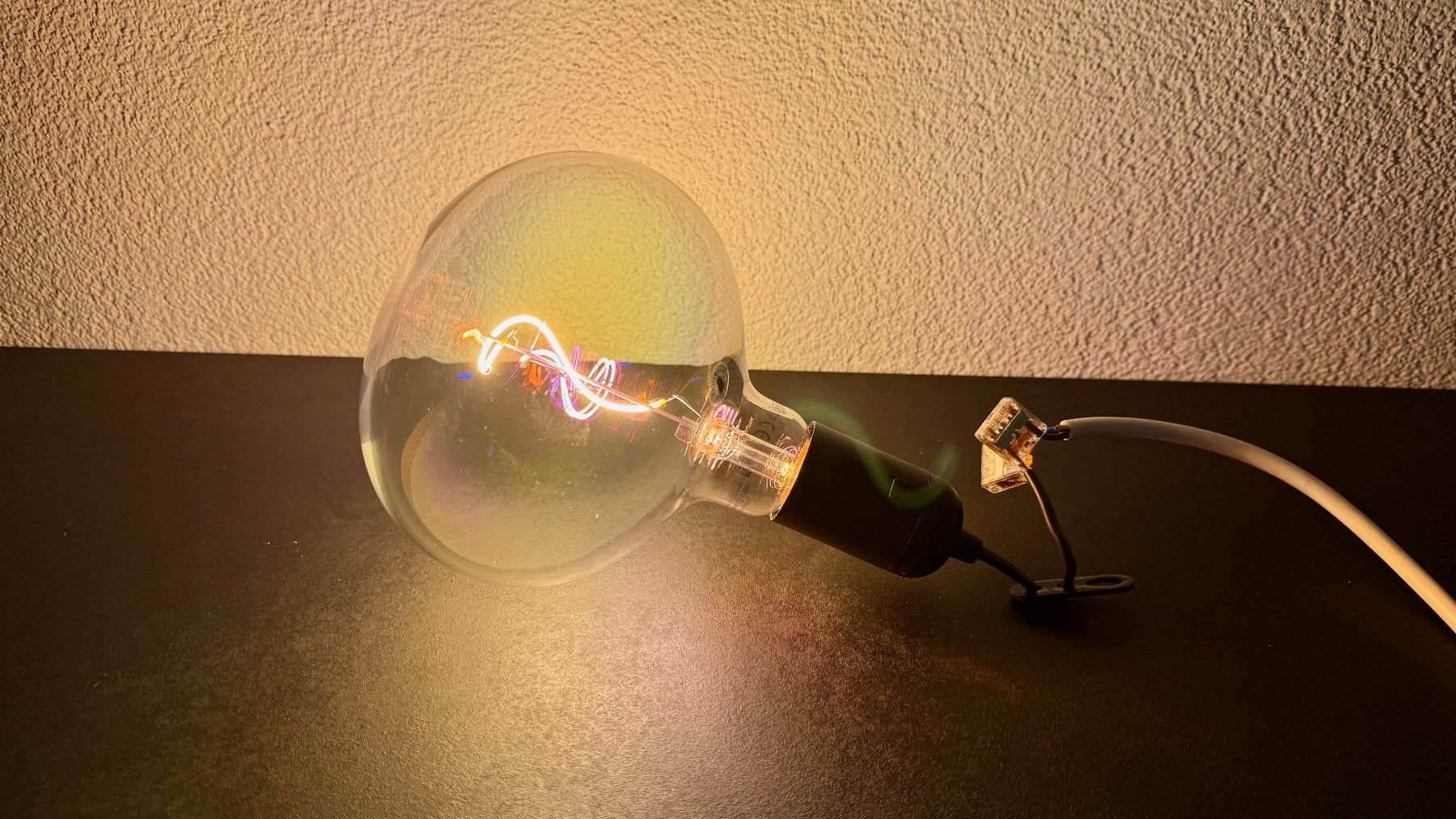 Ikea Lampade: Leuchtmittel E27/1800K Molnart LED – Usato da Siebnen venduto da movinglight 2