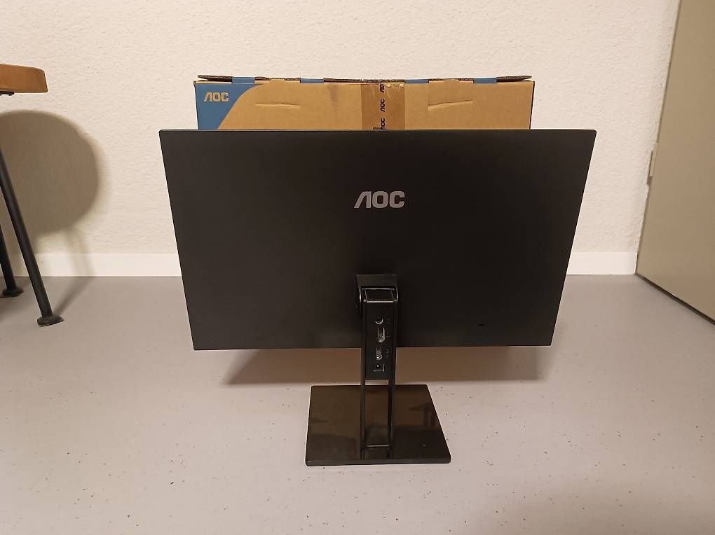 AOC Monitor: Monitor AOC 22v2q – Usato da Fislisbach venduto da vogelparadies 3