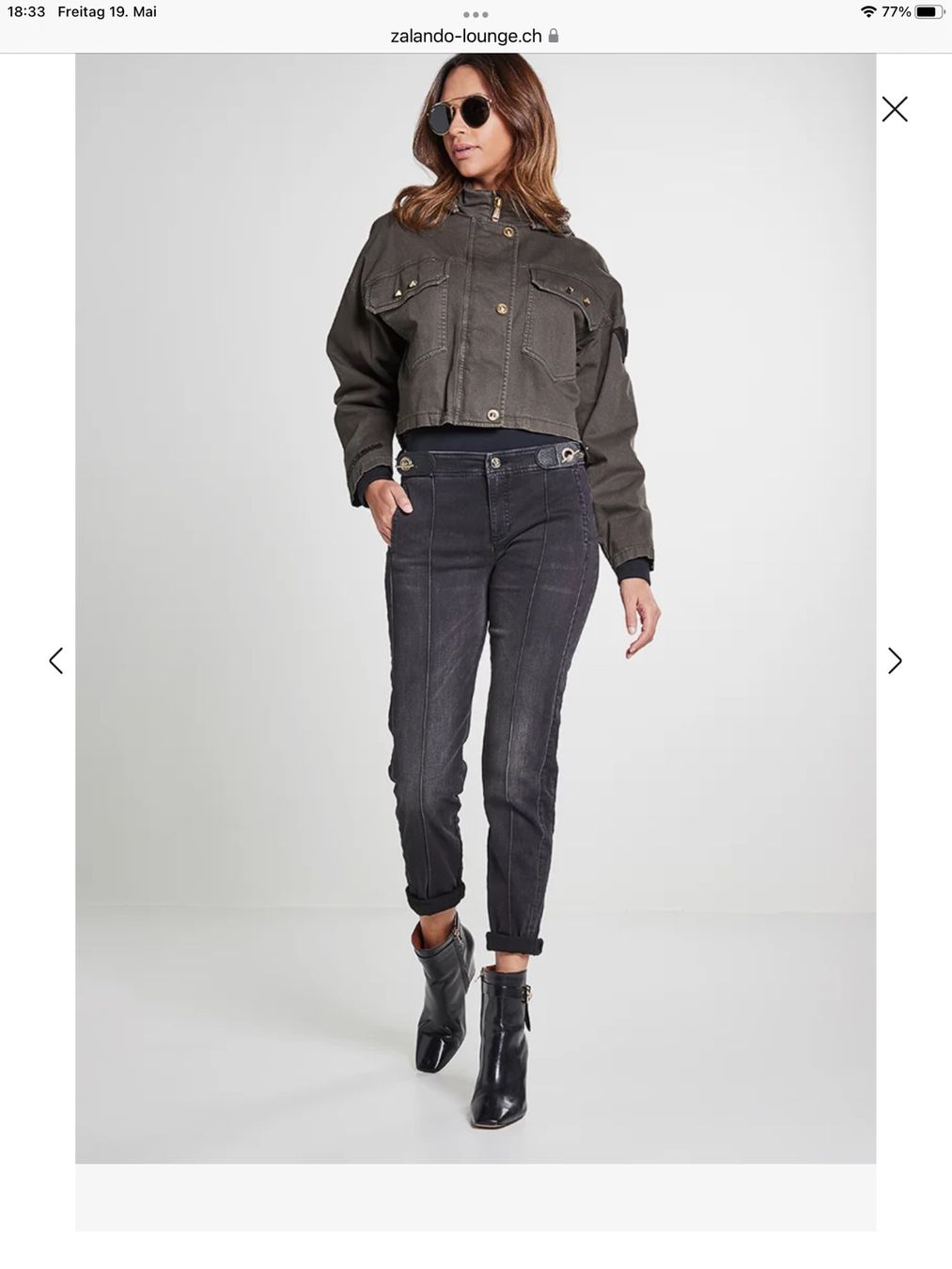 Versace Giacche: Jacke von Versace Gr. M – Usato da Rain venduto da 11. 5