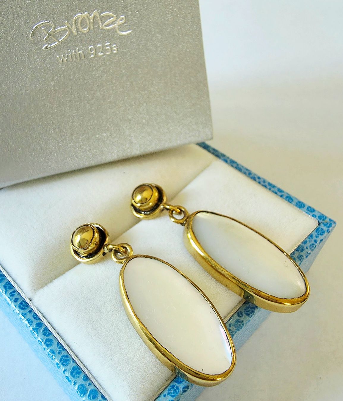 Boucles d'oreille: Bronze Ohrringe mit Perlmutt - Neu – Neuf avec emballage d'origine à Uetikon am See par Springdream 2