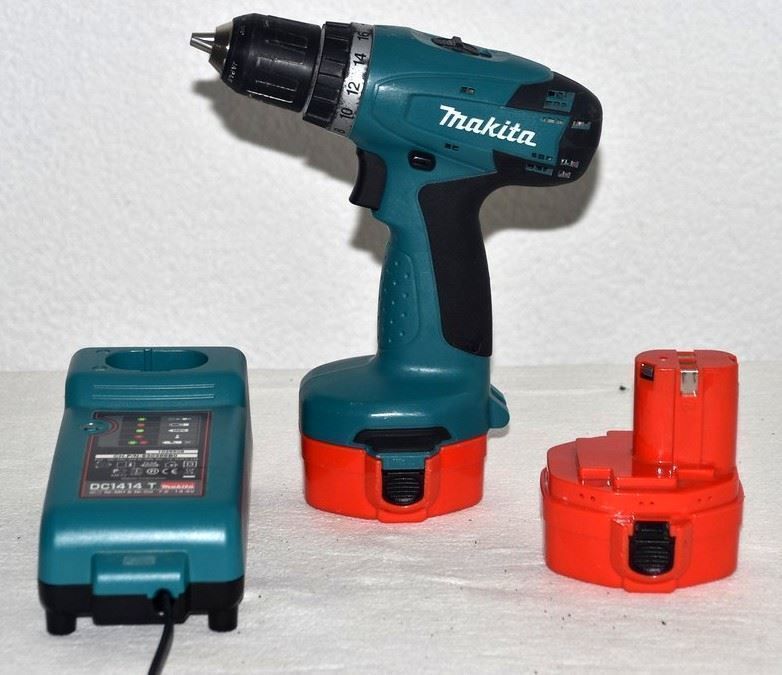 Makita 6281D Akkuschrauber | Kaufen auf Ricardo