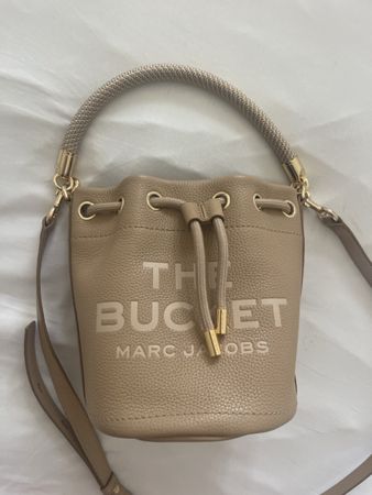 Marc Jacobs Tasche The Bucket beige Leder neuwertig