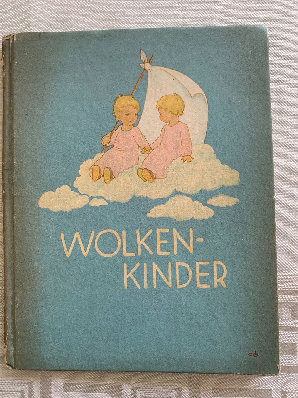 Bücher: Nora Scholly: Wolkenkinder – Gebraucht aus Basel von SusaSandig