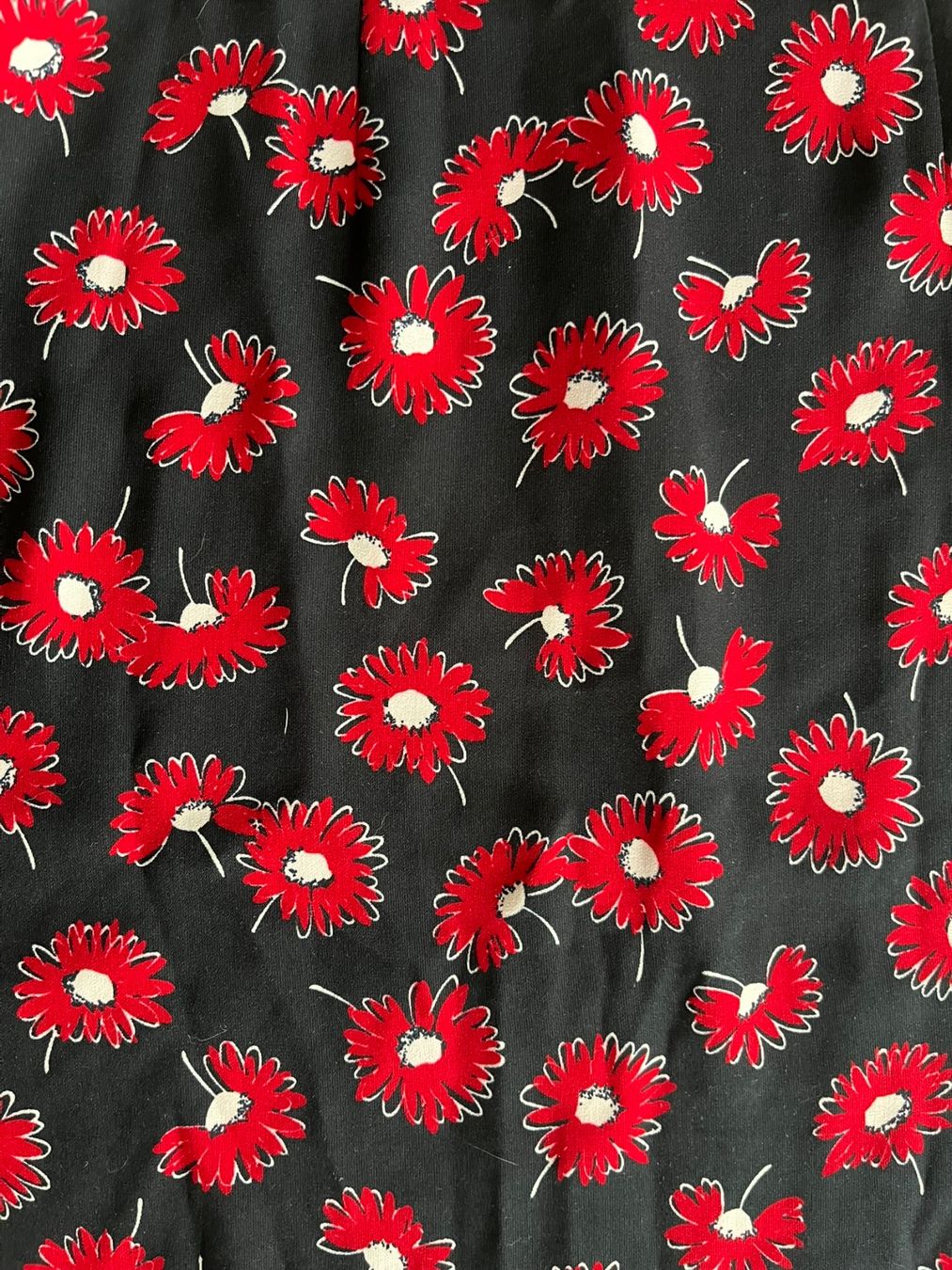 Hobbs Vestiti: Hobbs schwarz-rotes Blumenkleid Gr 36 – Usato da Zürich venduto da bea_s5tq 7