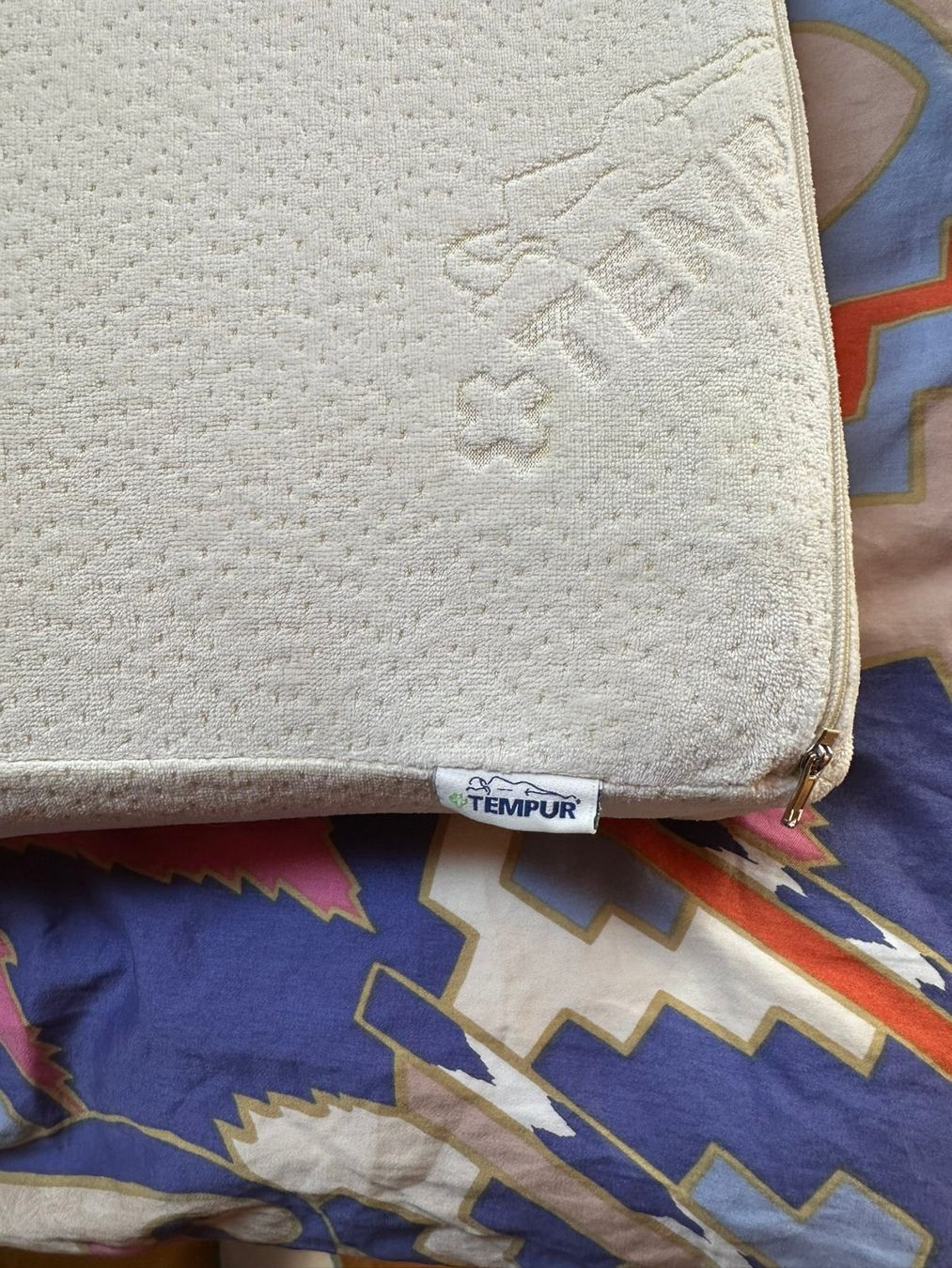 Tempur Coussins: Kopfkissen Tempur – D'occasion à Steffisburg par qwer03 3