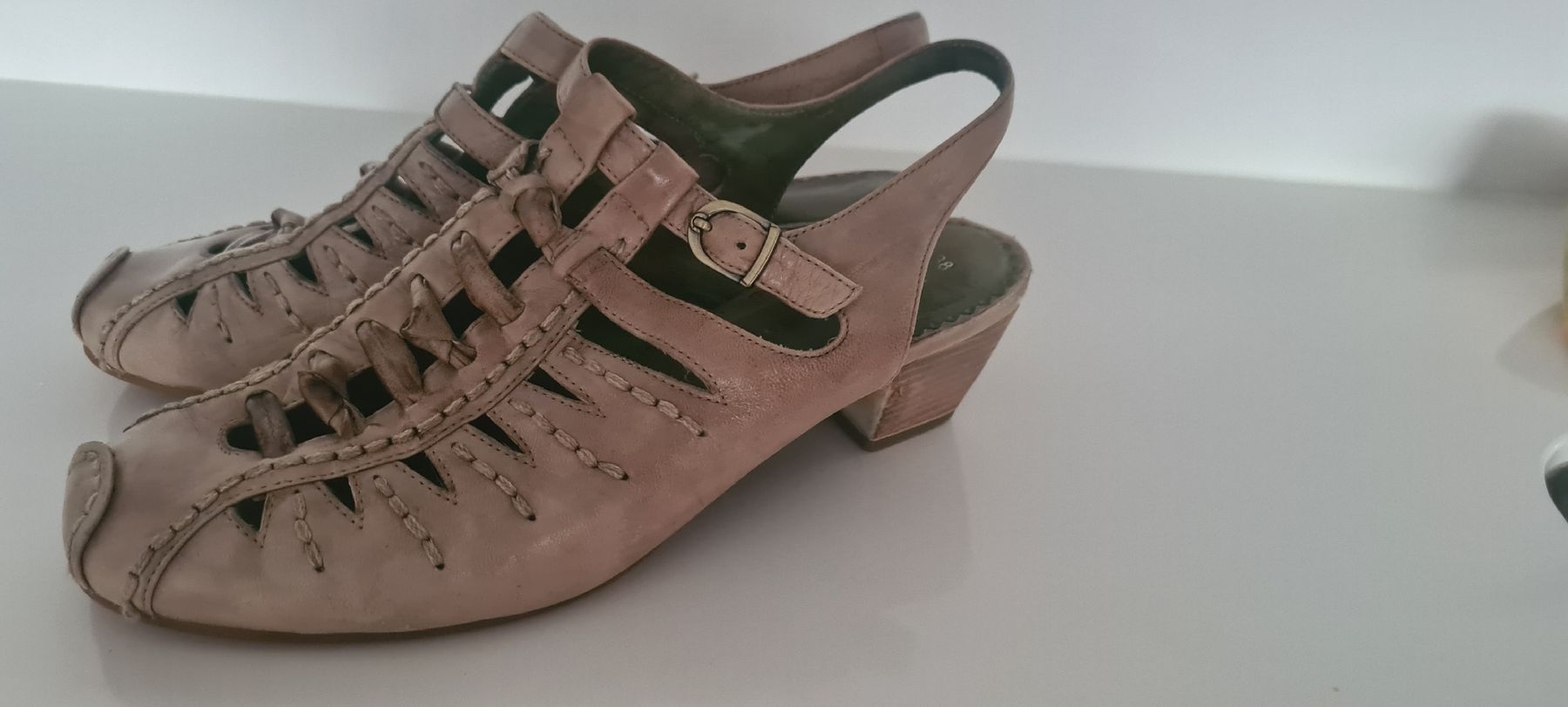 Tamaris Scarpe da donna: Sommer Absatzschuh  Gr 38 – Usato da Steinen venduto da turbogeiss99 9
