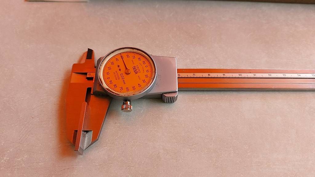 Tesa Misurare: TESA MASTER Set Mikrometer & Schiebelere mit Uhr Swiss – Usato da Hinteregg venduto da Amerizium 3
