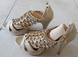 Hübsche! Goldfarbige Hochzeitschuhe/ Party- Schuhe Gr.39