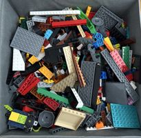 LEGO Konvolut ca. 1,5 kg – gemischte Bausteine & Teile