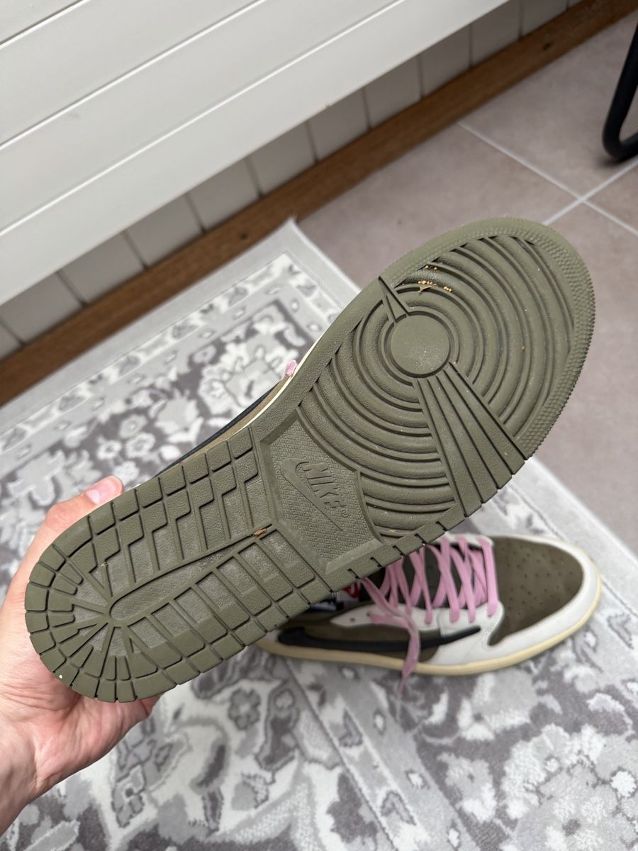 Jordan Herrenschuhe: Air Jordan Travis Scott Medium Olive – Gebraucht aus Ibach von fashionrenewable 3
