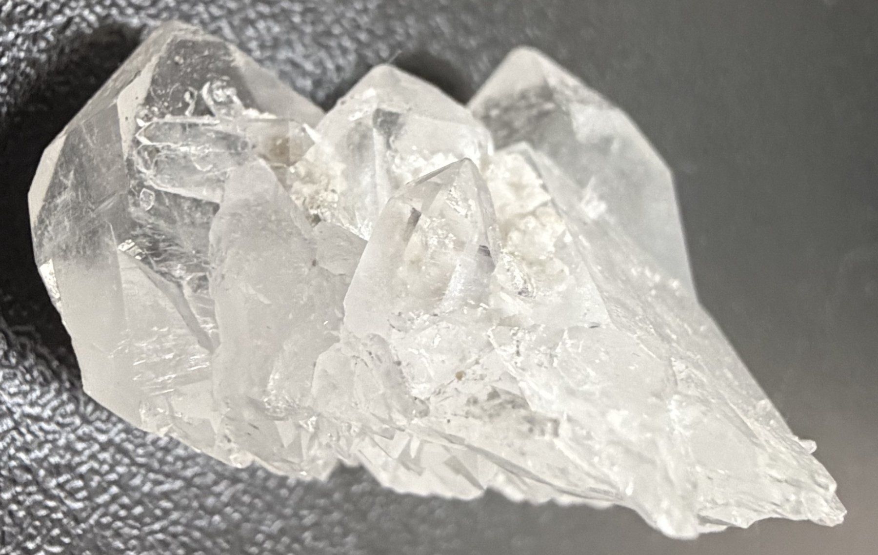 Minerali & Pietre curative: Bergkristal, Namibia, (4.17) – Nuovo (secondo la descrizione) da Muri b. Bern venduto da Gemmes