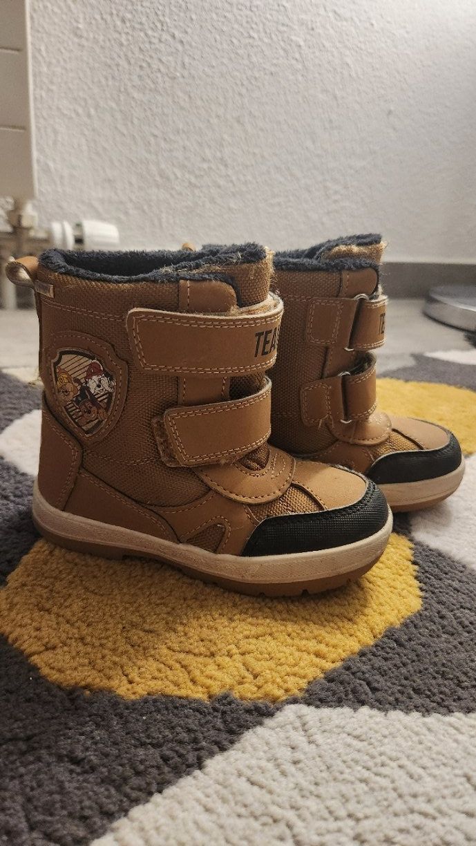 Scarpe da uomo: Winterschuhe Paw Patrol / Gr. 25 – Usato da Rüti ZH venduto da Supy