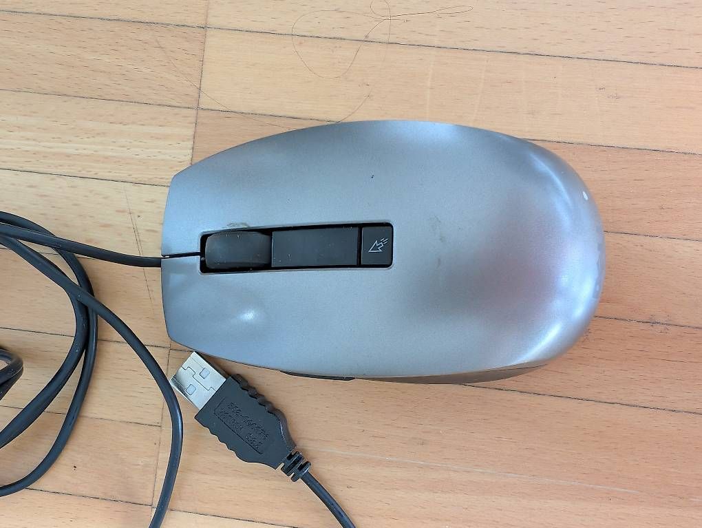 Maus: Dell USB Laser-Maus M-UVDEL8 – Gebraucht aus Zürich von kopanskk 1