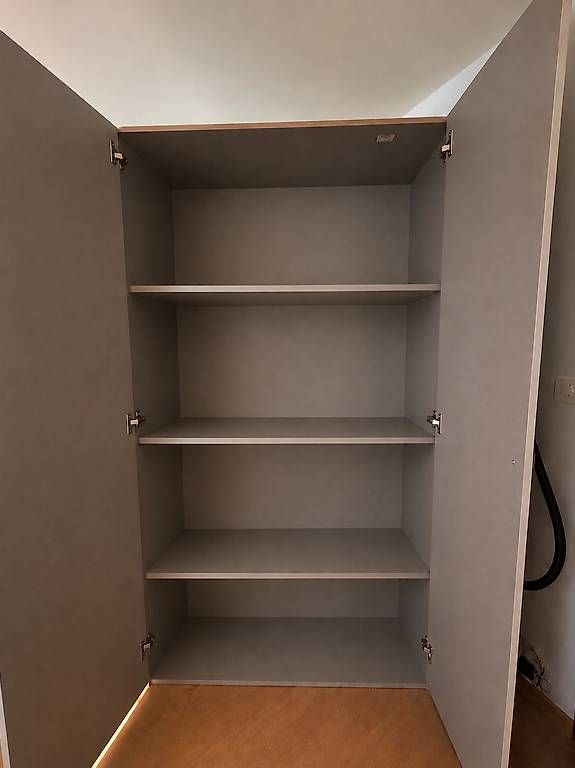 Schränke: Grande armoire  – Gebraucht aus Riddes von sab_9t9k 2
