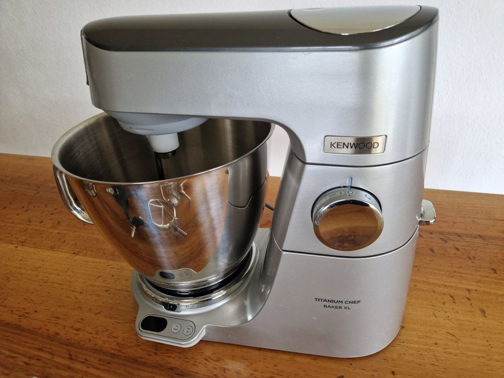 Kenwood Titanium Chef Baker Xl mit Zubehör Kaufen auf Ricardo