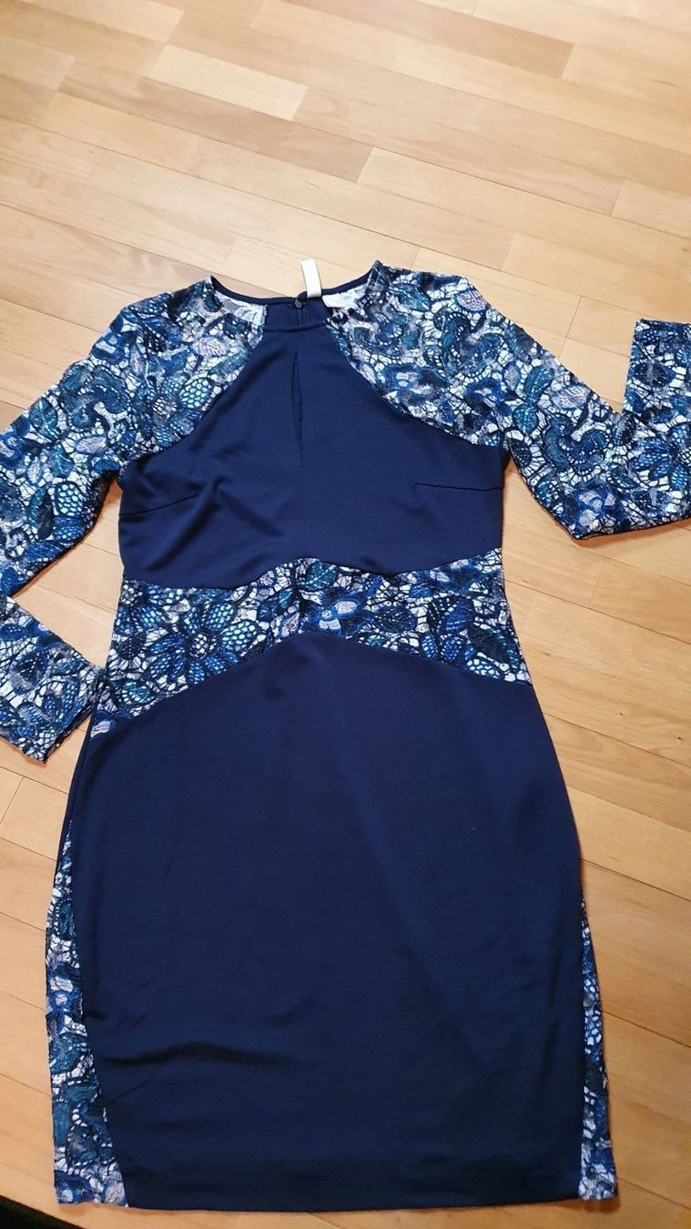Kleider: 🌺 Kleid Größe 40-42🌺 – Gebraucht aus Wald ZH von CapLux