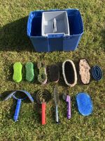 Putzbox mit Striegel