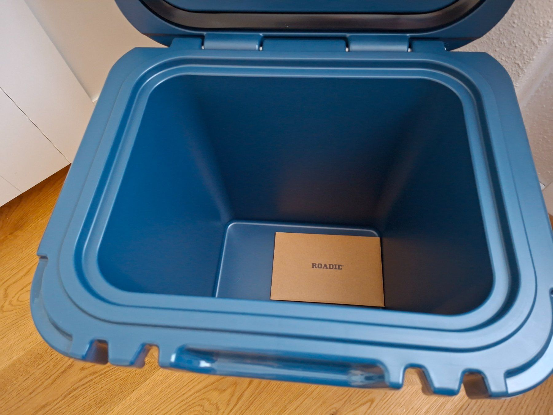 Frigoriferi & Refrigeratori: NEU Kühlbox Cooler 20 Liter YETI – Nuovo e nell'imballaggio originale da Schmerikon venduto da Ovi 4
