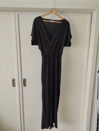 Damen Kleid lang schwarz Grösse M neu mit Etikett