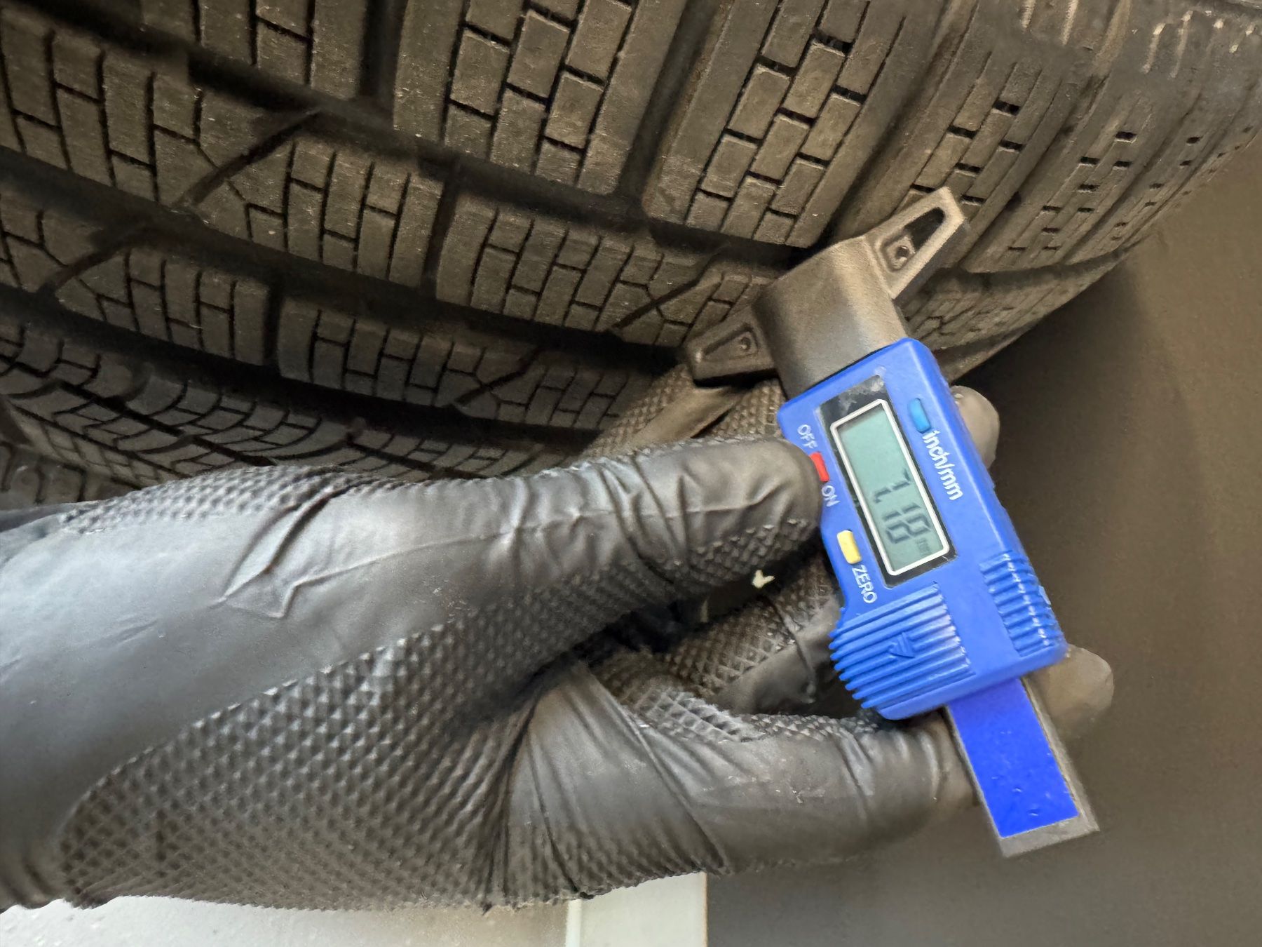 Porsche Pneumatici & Ruote complete: Porsche Caymann Winterräder – Usato da Schlieren venduto da S2K 6